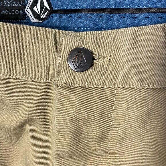 VOLCOM | Men’s Khakis - Picture 2 of 10